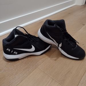 Nike Air Overplay IX Black/White Men's Shoes
